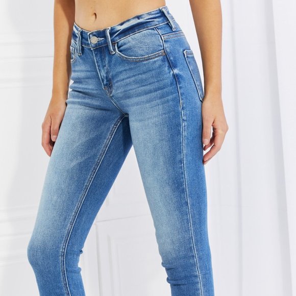 VERVET Jeans Vervet Never Too Late Full Size Raw Hem Cropped Jeans